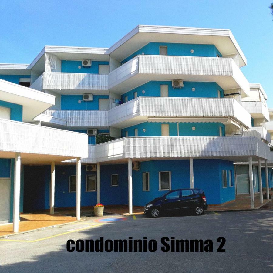 Condominio Simma 2 Bibione Eksteriør bilde
